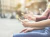 Teenagers: Social media may increase the risk of alcohol use